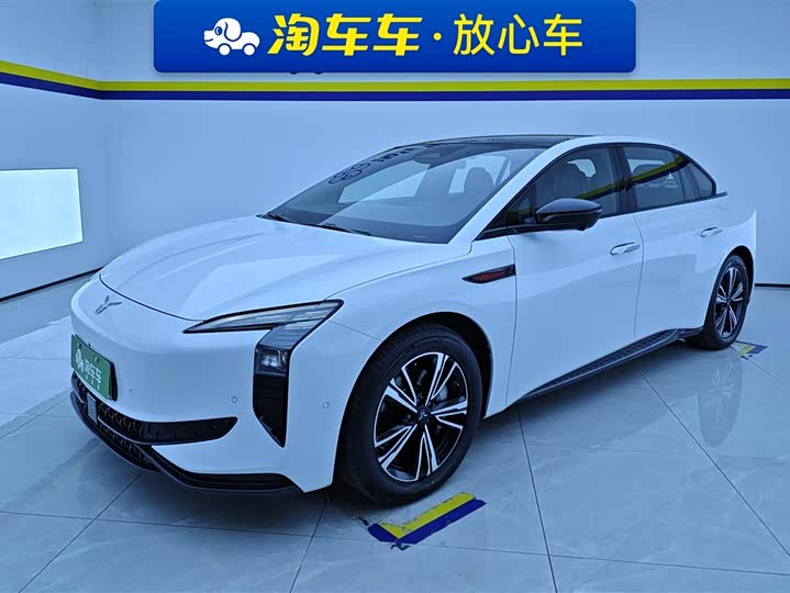 Фото 1 - Hongqi EH7