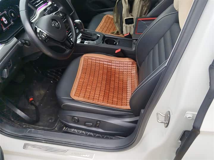 Фото 15 - Volkswagen Lamando L