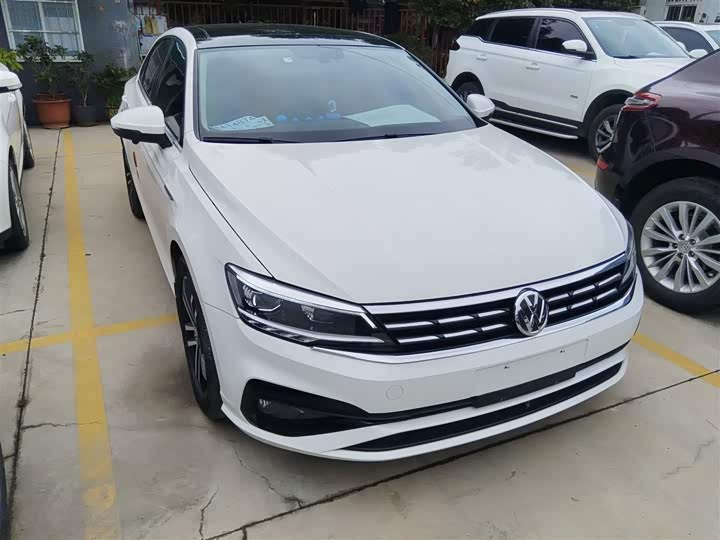 Фото 4 - Volkswagen Lamando L