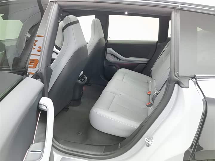 Фото 15 - Nio ET5T