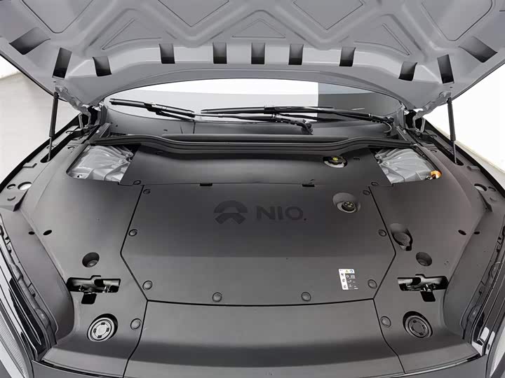 Фото 6 - Nio ET5T