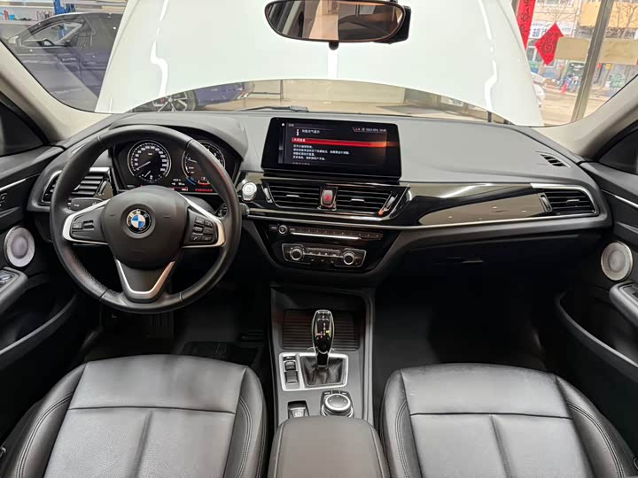 Фото 17 - BMW 1 Series