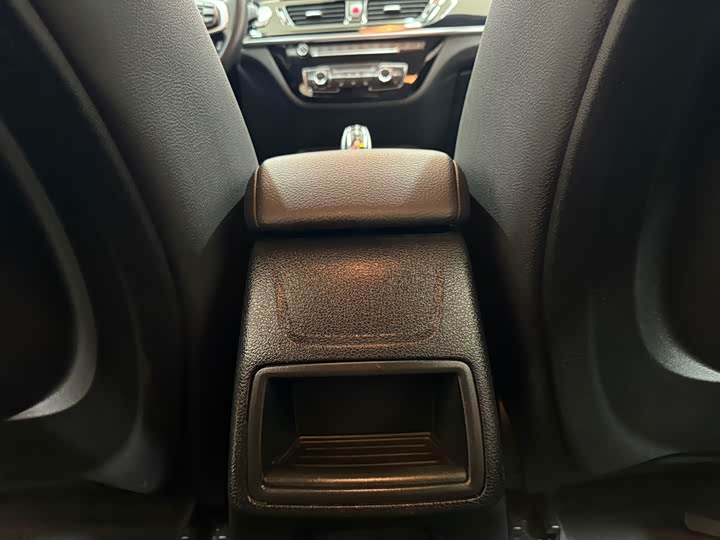 Фото 18 - BMW 1 Series