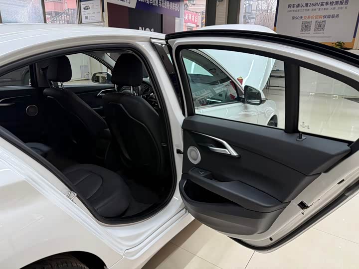 Фото 20 - BMW 1 Series