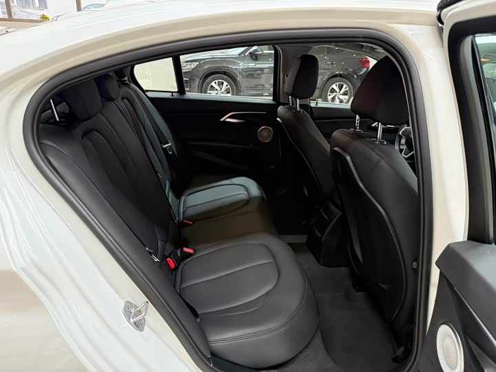 Фото 21 - BMW 1 Series