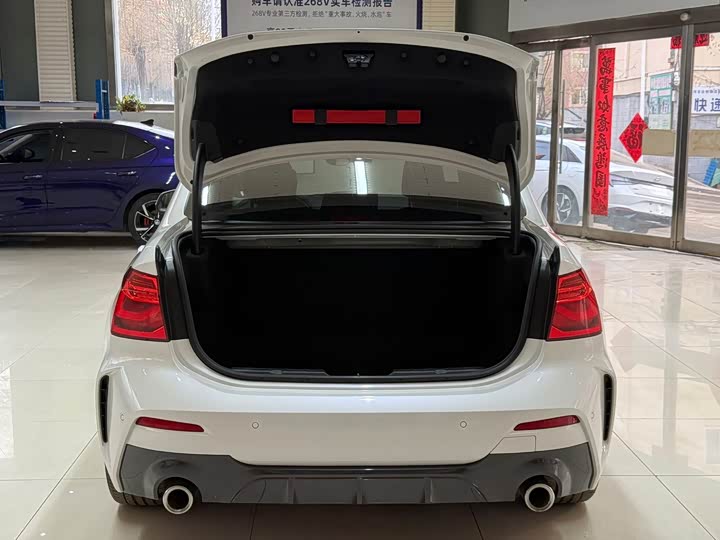 Фото 23 - BMW 1 Series