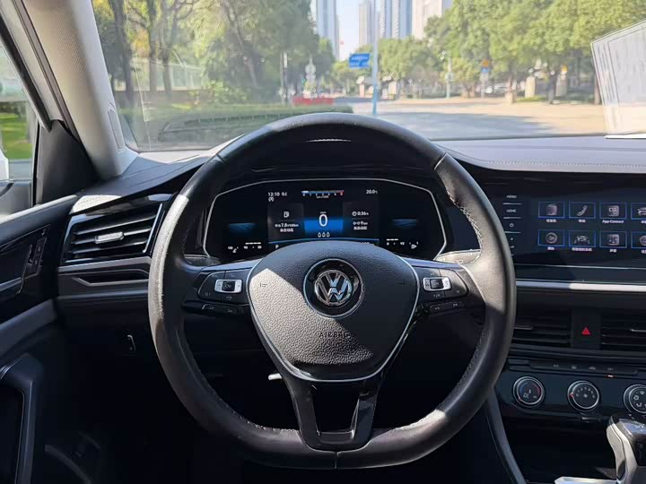 Фото 8 - Volkswagen Sagitar L