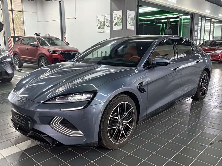 Фото 1 - BYD Seal