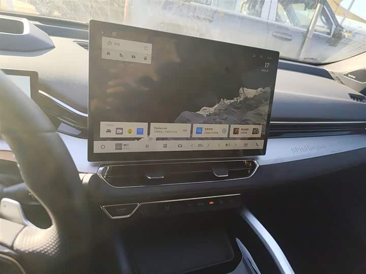 Фото 13 - Geely Preface