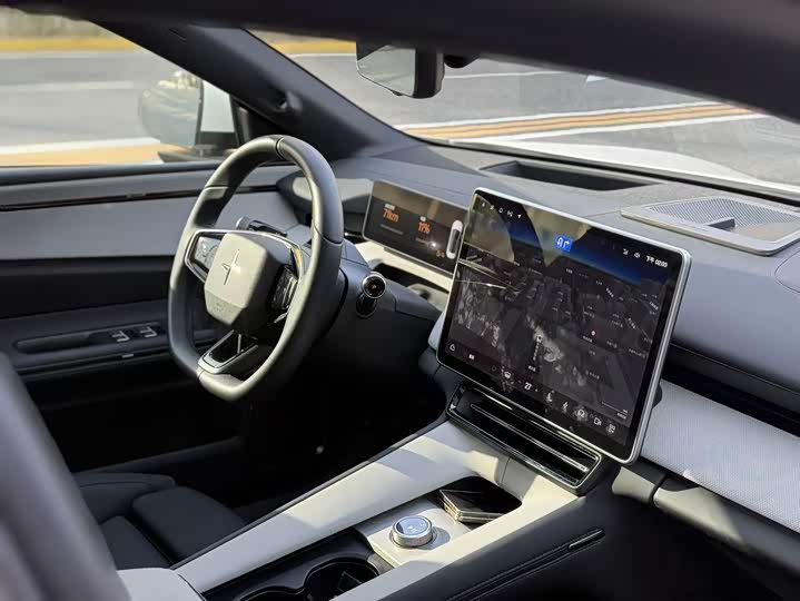 Фото 16 - Polestar 4