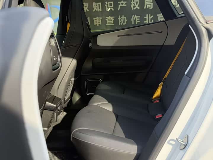 Фото 19 - Polestar 4