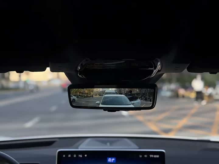 Фото 22 - Polestar 4