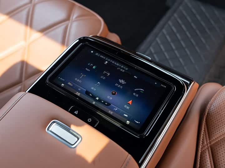 Фото 23 - Mercedes-Benz Maybach S-Class