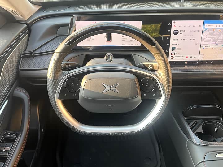 Фото 16 - XPeng P7