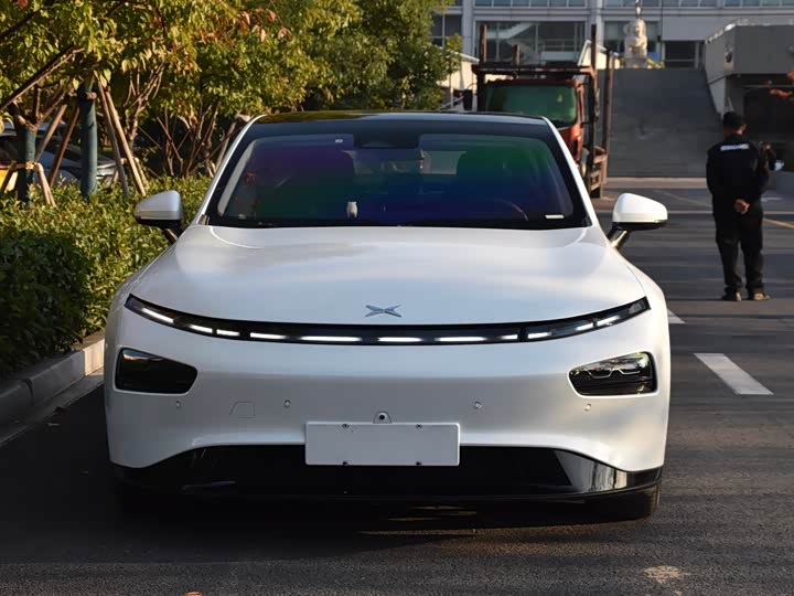 Фото 4 - XPeng P7