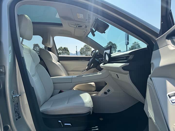 Фото 11 - Haval H6