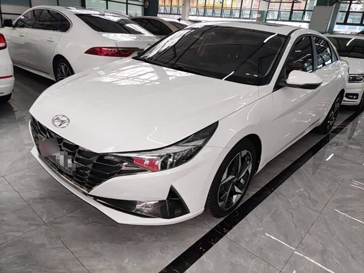 Фото 2 - Hyundai Elantra N line