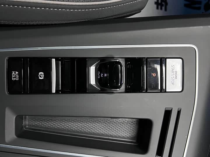 Фото 37 - Volkswagen Golf