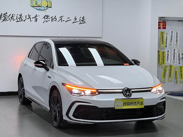 Фото 4 - Volkswagen Golf