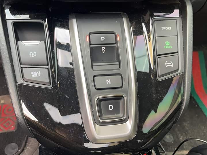 Фото 6 - Honda CR-V Hybrid