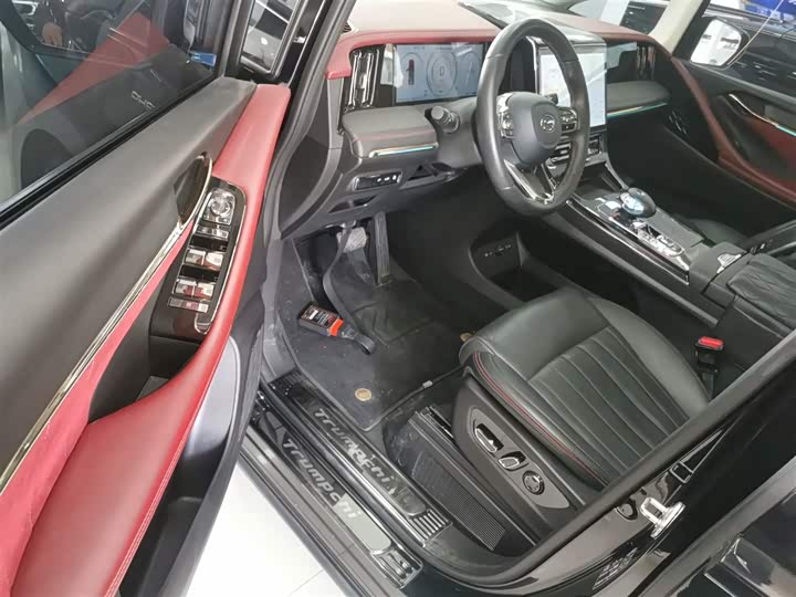 Фото 16 - GAC Trumpchi E9