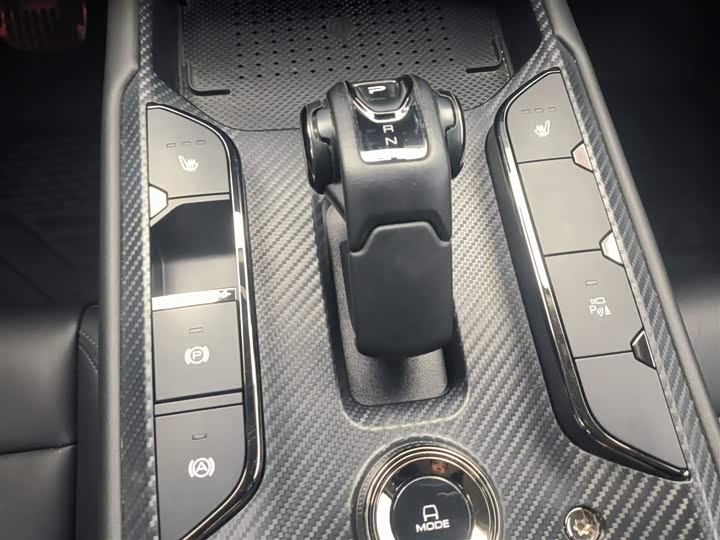 Фото 14 - Haval Raptor Hybrid