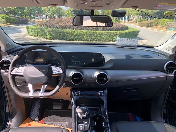 Фото 14 - Dongfeng Forthing T5 EVO