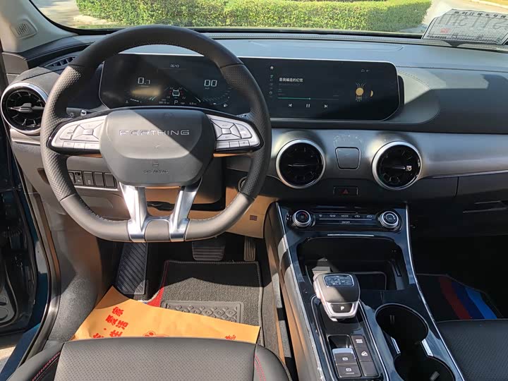 Фото 15 - Dongfeng Forthing T5 EVO