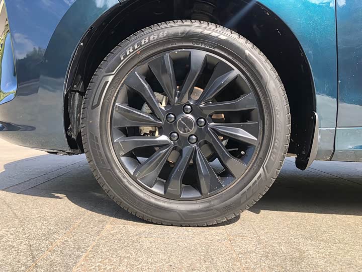 Фото 19 - Dongfeng Forthing T5 EVO