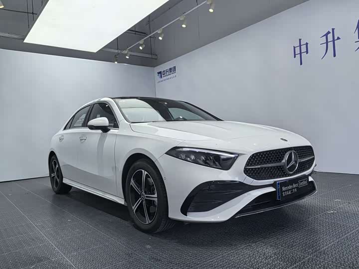 Фото 3 - Mercedes-Benz A-Class