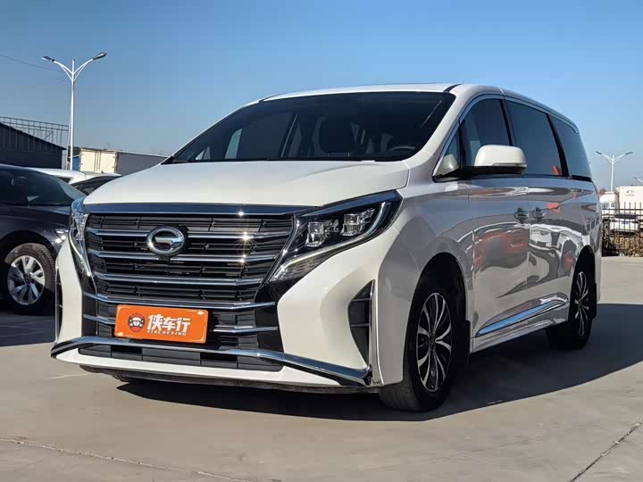 Фото 1 - GAC Trumpchi M8