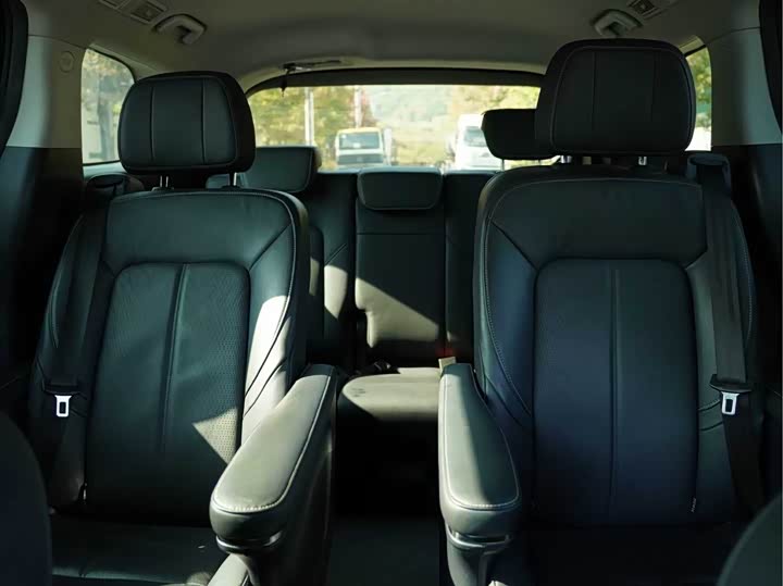 Фото 10 - GAC Trumpchi M8