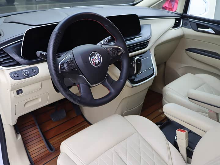 Фото 8 - Buick GL8 ES
