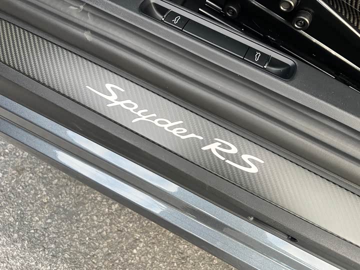 Фото 3 - Porsche 718