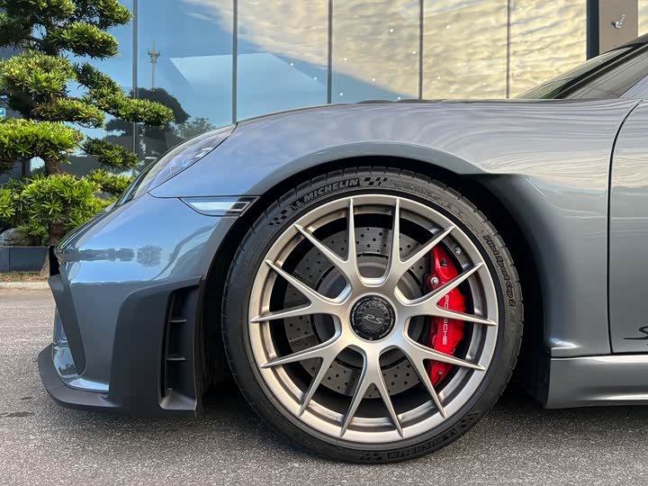 Фото 8 - Porsche 718