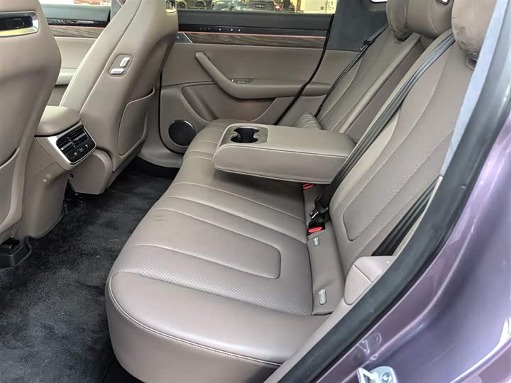 Фото 18 - Luxeed R7