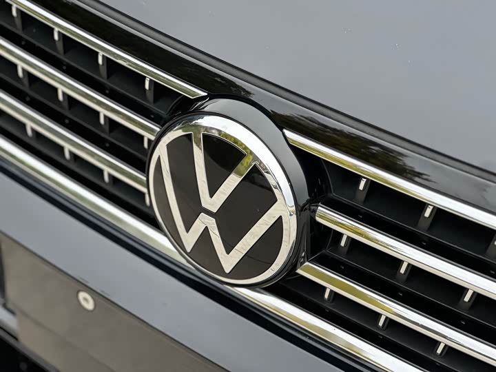 Фото 13 - Volkswagen Magotan