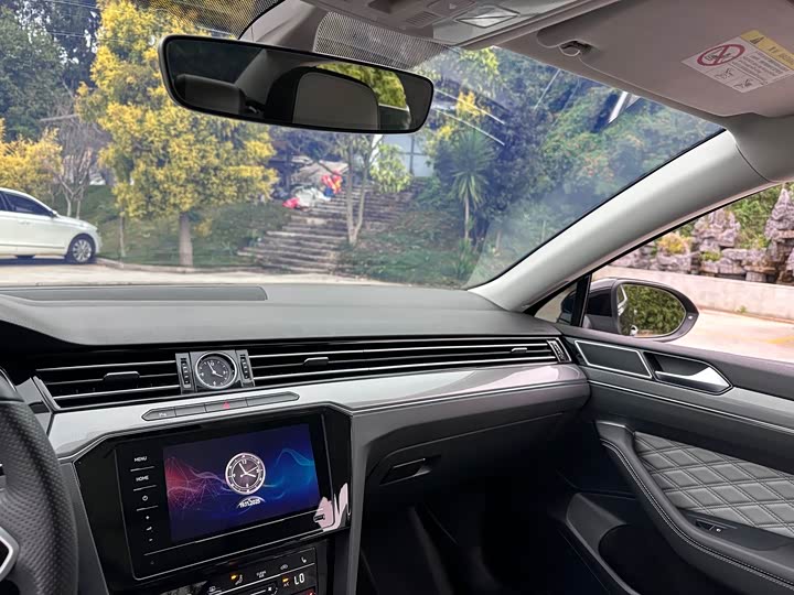 Фото 32 - Volkswagen Magotan