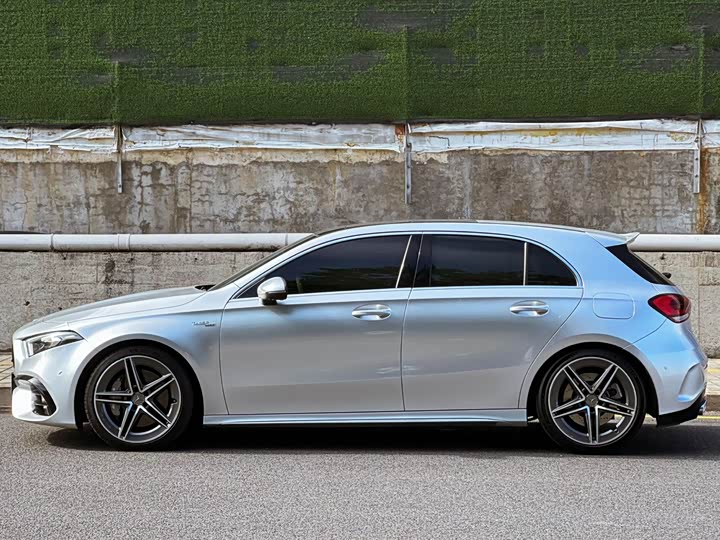 Фото 2 - Mercedes-Benz A-Class AMG