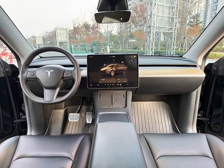 Фото 4 - Tesla Model Y