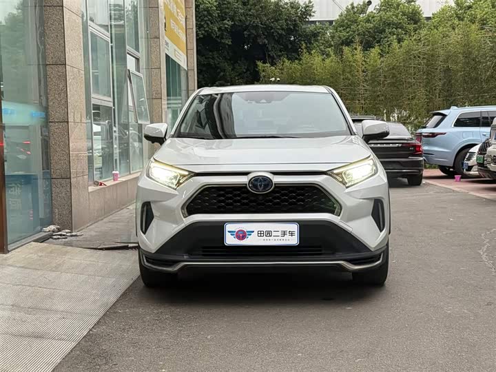 Фото 2 - Toyota RAV4 Hybrid