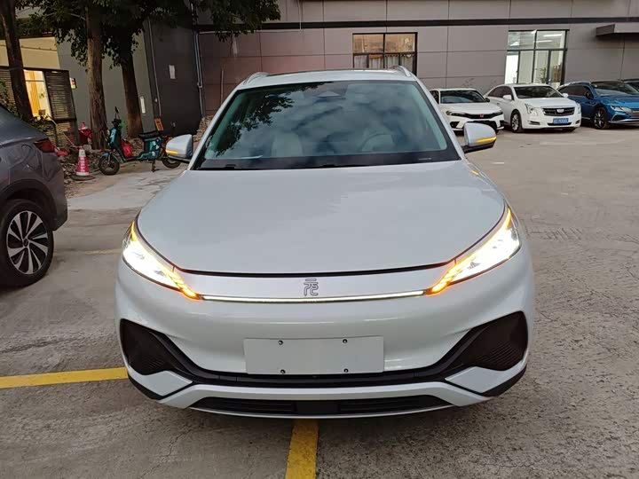 Фото 3 - BYD Yuan Plus