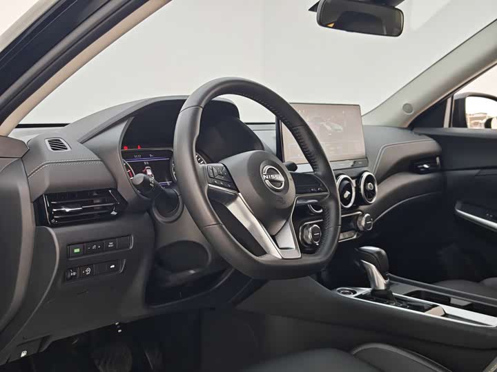 Фото 14 - Nissan Sylphy