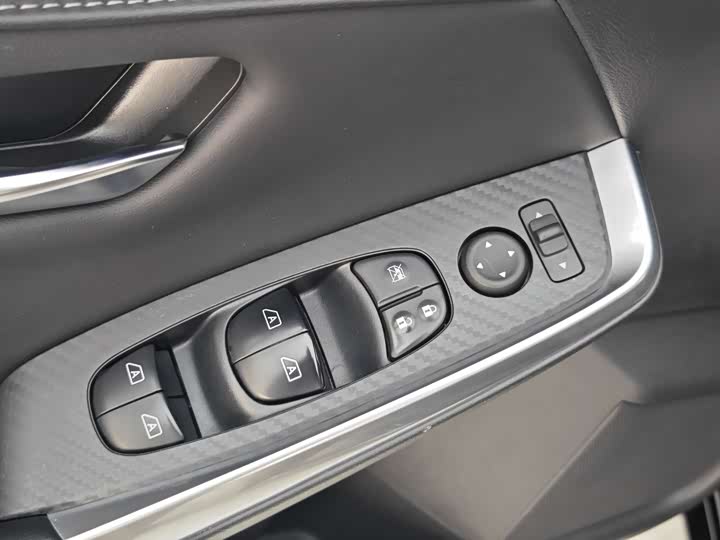 Фото 16 - Nissan Sylphy