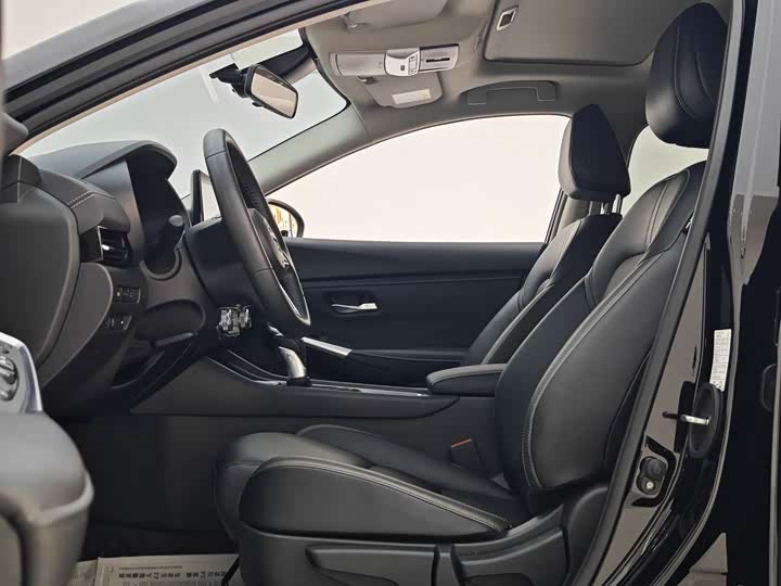 Фото 7 - Nissan Sylphy