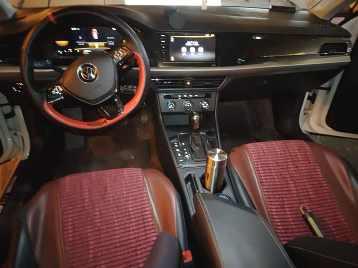 Фото 13 - Volkswagen Lavida