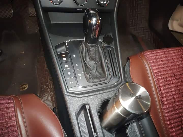 Фото 7 - Volkswagen Lavida