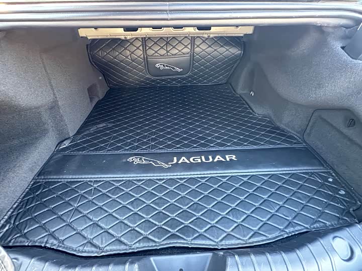 Фото 35 - Jaguar XF L