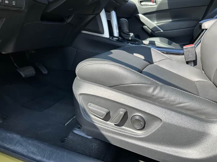 Фото 12 - Toyota Frontlander