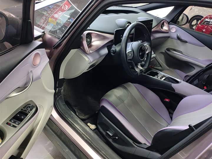 Фото 16 - BYD Dolphin